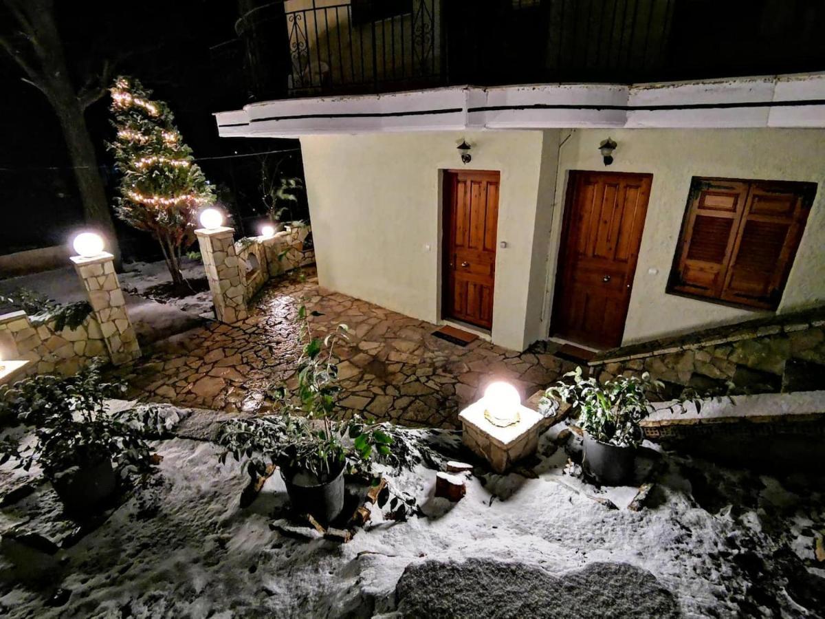 Keramidaki Mini Suites 4 Kalawrita Zewnętrze zdjęcie